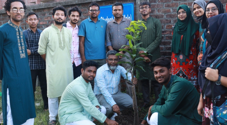 বসুন্ধরা শুভসংঘের উদ্যোগে বৃক্ষরোপণ কর্মসূচি